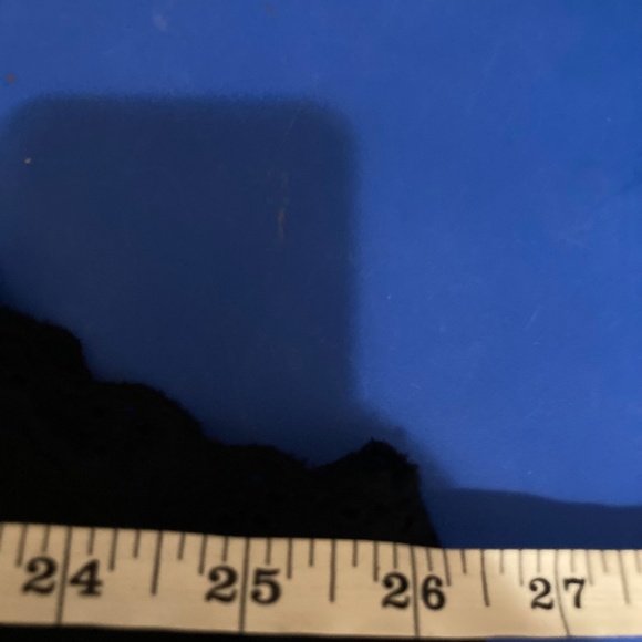 “KLD” Black Sleeveless Lace Blouse - Picture 4 of 8